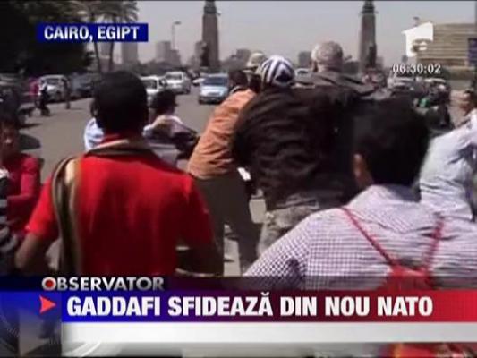 Muammar Gaddafi sfideaza din nou NATO