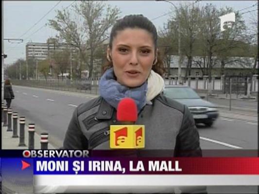 Moni si Irina, la mall