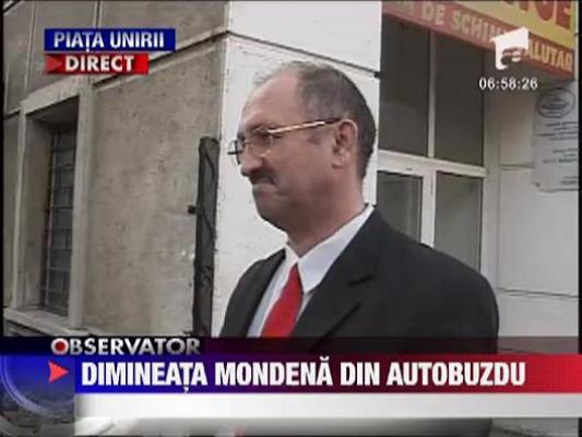 Dimineata mondena din autobuz