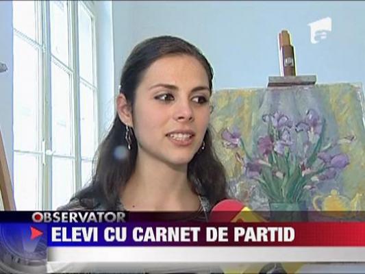 Elevi cu carnet de partid