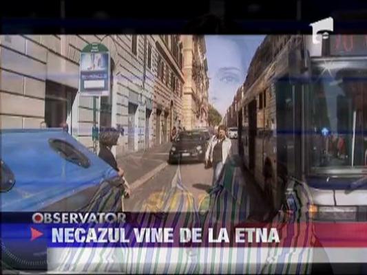 Vulcanul Etna a erupt