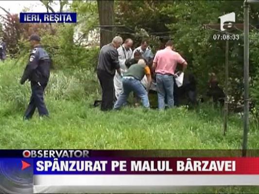 Barbat spanzurat pe malul raului Barzava