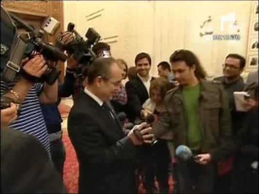 Emil Boc, reporter de televiziune