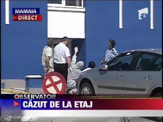 A cazut de la etajul noua
