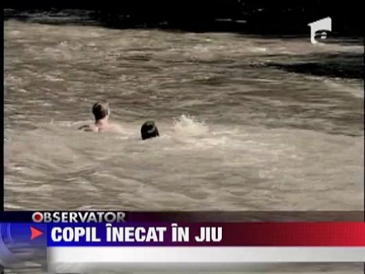 Copil inecat in Jiu