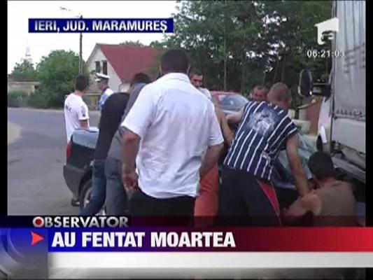 Accident de circulatie intre o masina si un camion