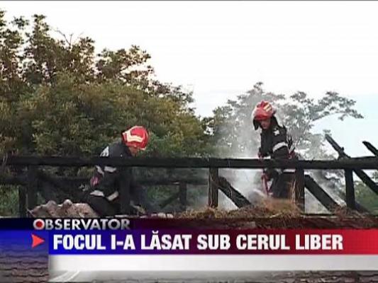 Focul i-a lasat sub cerul liber