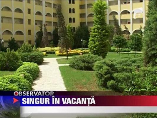 Singur in vacanta