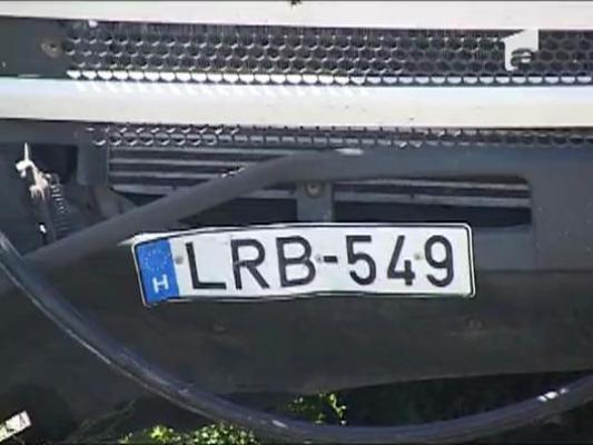 Accident in Arad: Un TIR a intrat intr-un tren