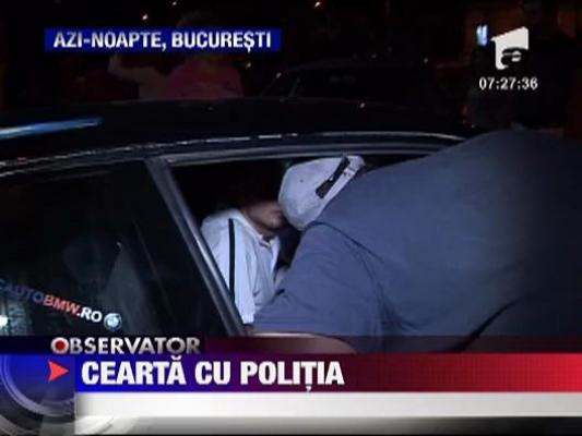 S-a luat la cearta cu politia