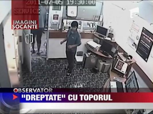 IMAGINI SOCANTE / "Dreptate" cu toporul