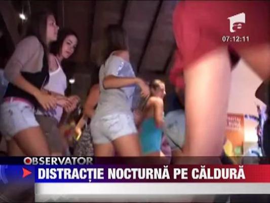 Distractie nocturna pe caldura