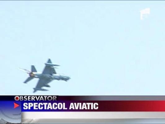 Spectacol aviatic la Otopeni