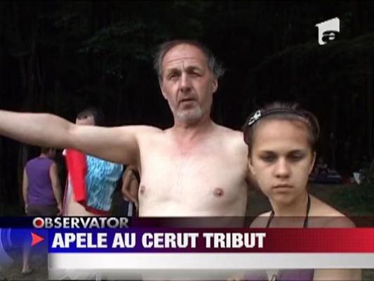 Trupul unui barbat, cautat de pompieri in apele lacului Secu