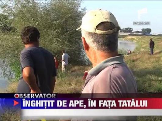Copil inecat in fata tatalui