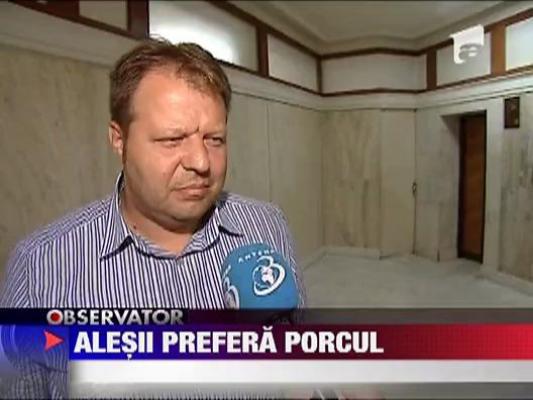 Parlamentul cumpara 3,6 tone de carne de porc ‎