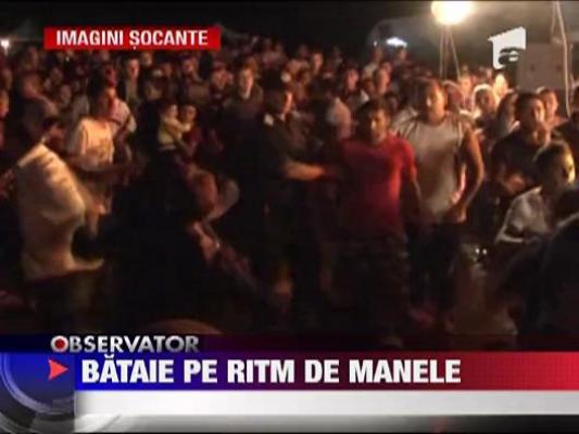 Bataie la un concert de manele din Buzau