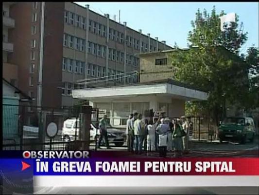 Greva foamei, la portile spitalului inchis din Codlea