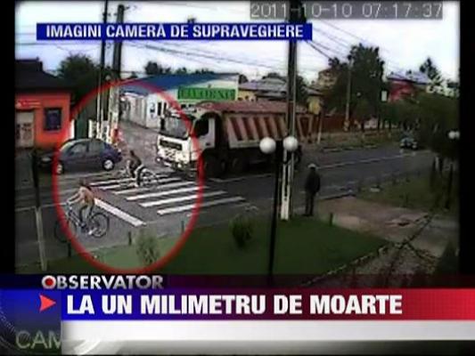 IMAGINI SOCANTE: La un milimetru de moarte!