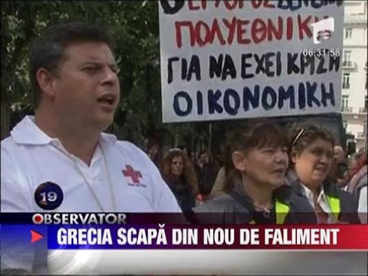 Grecia scapa din nou de faliment