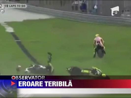 Marco Simoncelli a fost scapat de pe targa in drum spre ambulanta