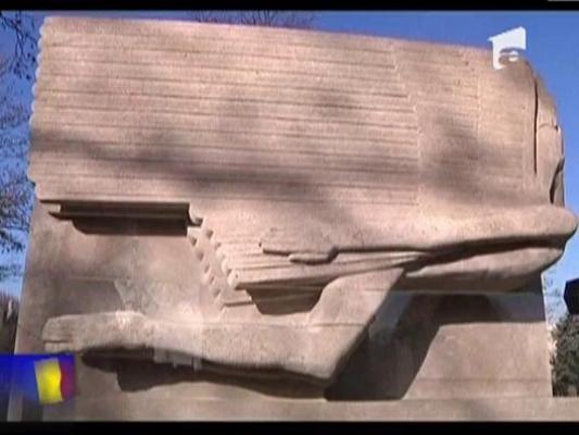 Mormantul prea pupat