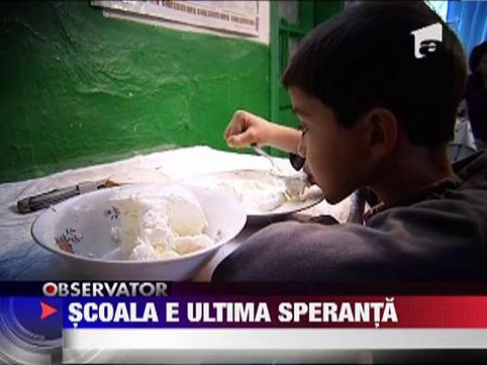 Lasati-ma sa invat! Scoala e ultima speranta