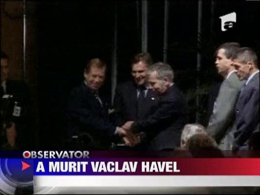 Vaclav Havel, fost Presedinte al Cehiei, a murit