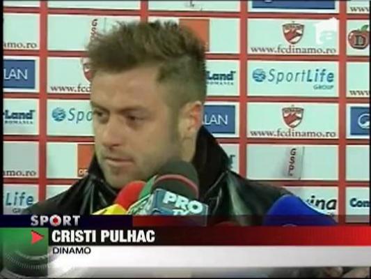 Dinamovistii vechi si noi le-au dat cadouri micutilor