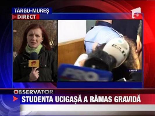 Studenta ucigasa a ramas gravida