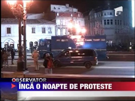 Inca o noapte de proteste