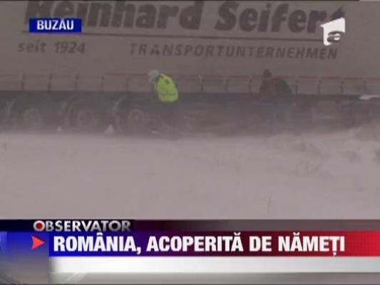 Romania acoperita de nameti