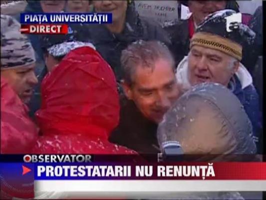 Protestele continua si prin tara