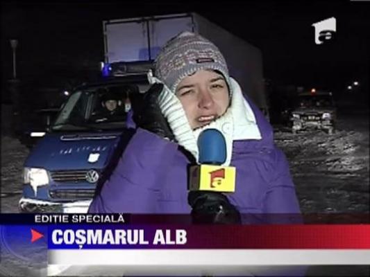 500 de oameni au inghetat in masini pe E85