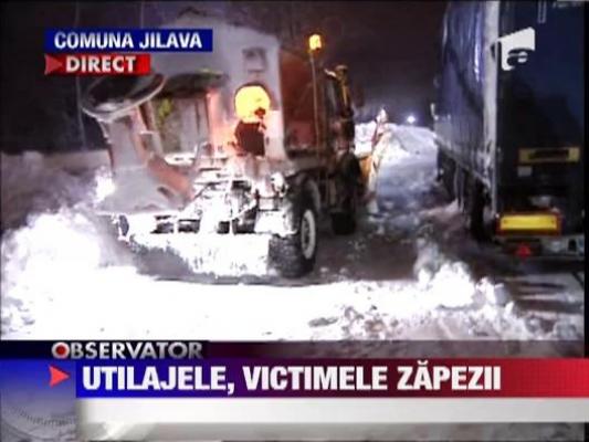 Utilajele, victimele zapezii