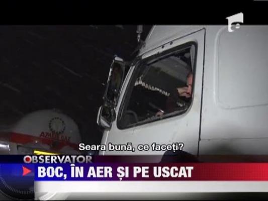 Premierul Emil Boc, la un ceai cu soferii inzapeziti