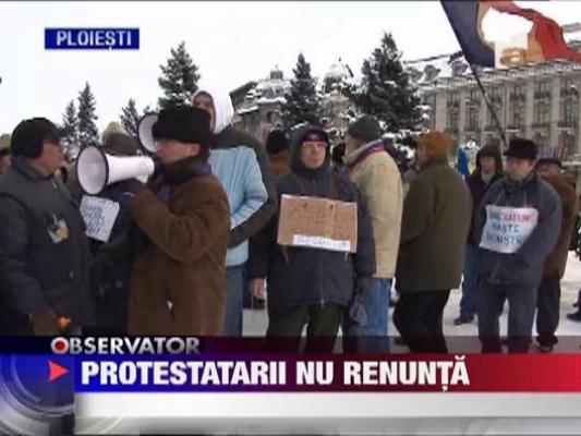 UPDATE / Protestele continua si dupa plecarea prim-ministrului