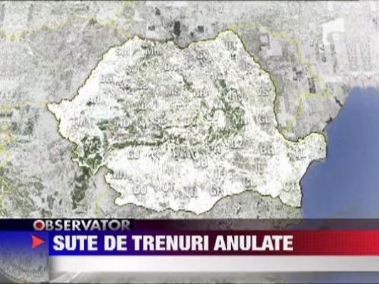 Sute de trenuri anulate din cauza vremii