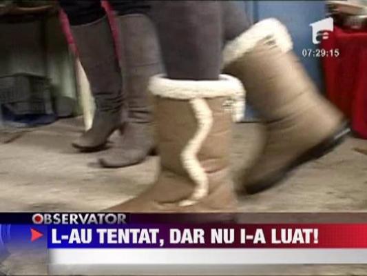 Lectie civica de la un student: A gasit 30 de mii de lei pe un bancomat si a anuntat politia