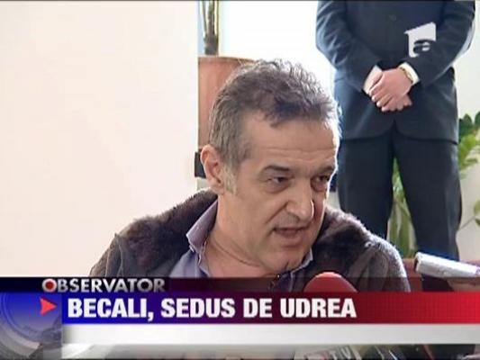 Becali sedus de Udrea