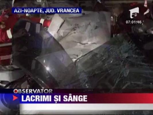 Trei barbati morti si inca doi grav raniti intr-un accident de masina
