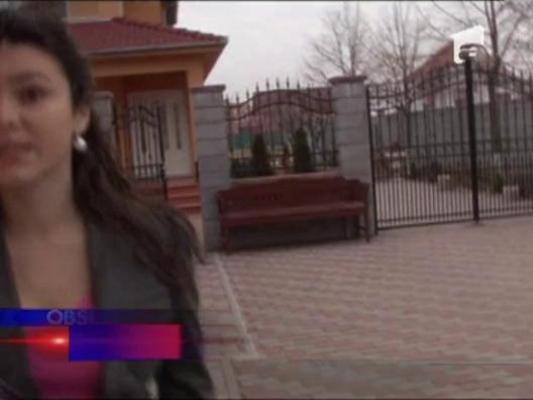 Perchezitii in caselele hotilor de icoane