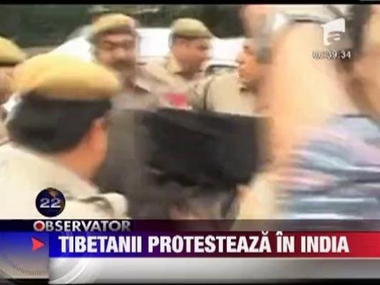 Politia indiana a retinut zeci de tibetani care doreau sa protesteze