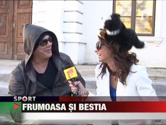 Mickey Rourke, vrajit de frumusetea Geaninei Varga