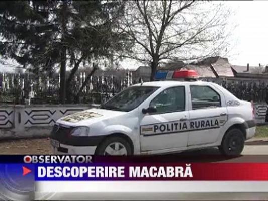 Au descoperit ramasite umane sub un munte de gunoaie