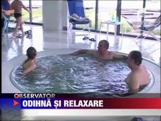 Gimnastica de relaxare si tonifiere in piscine, de sarbatori