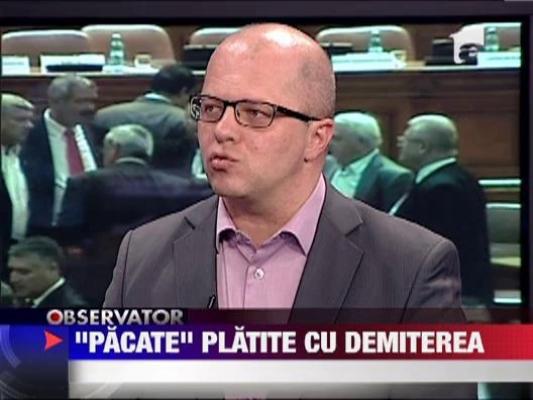 Adrian Ursu comenteaza ultimele miscari de pe scena politica ( I )