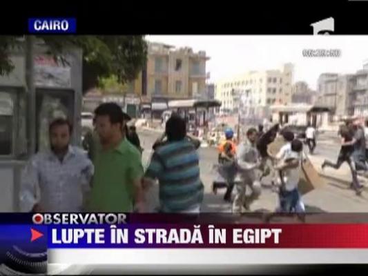 A curs sange pe strazile din Cairo