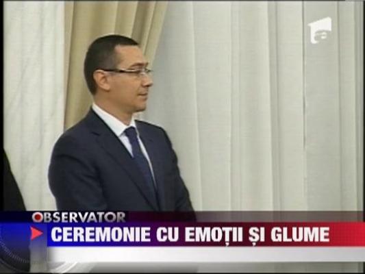 Ceremonie cu emotii si glume