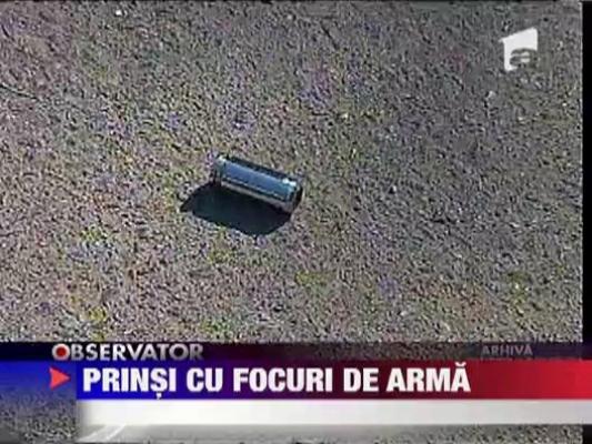 Hoti de locuinte, prinsi cu focuri de arma